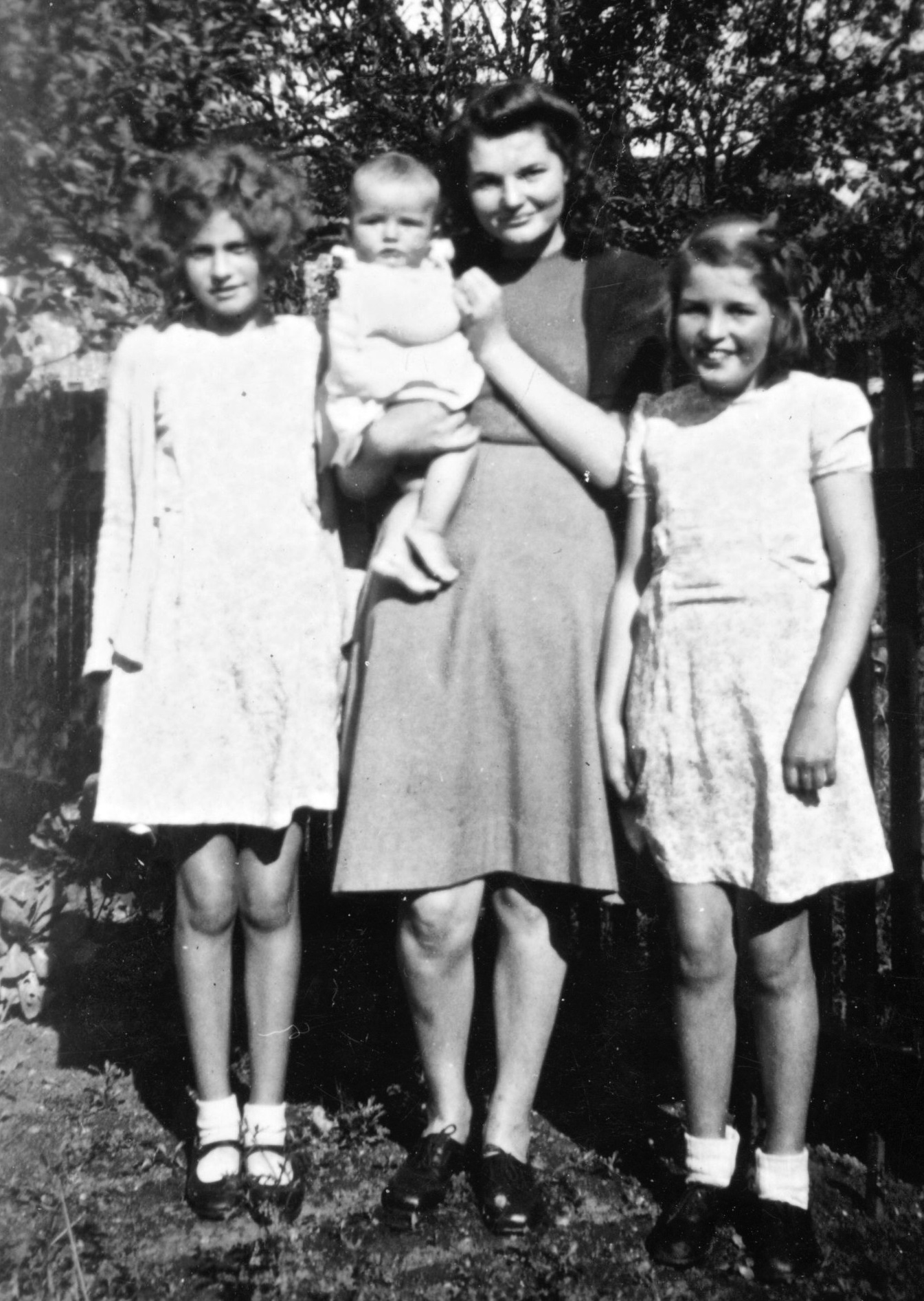 Peggy Eva Wooster with Sisters